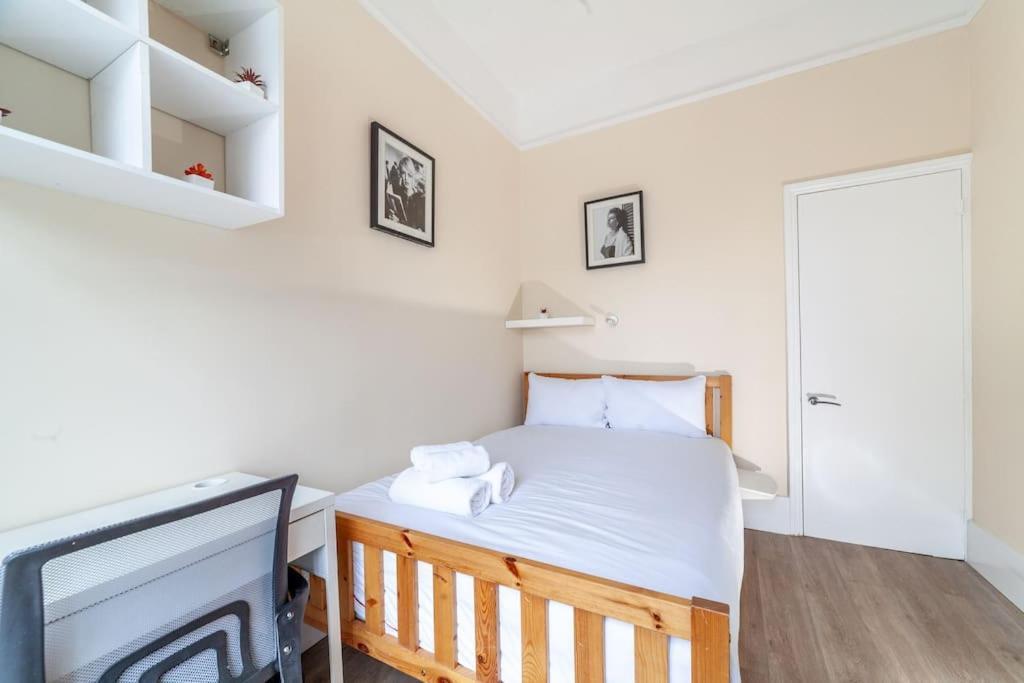Spacious & Central 3-Bed Flat By Popular Waterloo! Londra Exterior foto